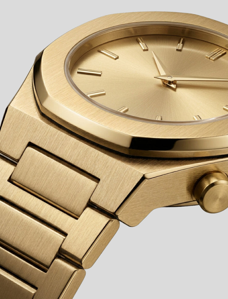 Herrenuhr von Strong Foundation, silberfarben, komplett goldfarben